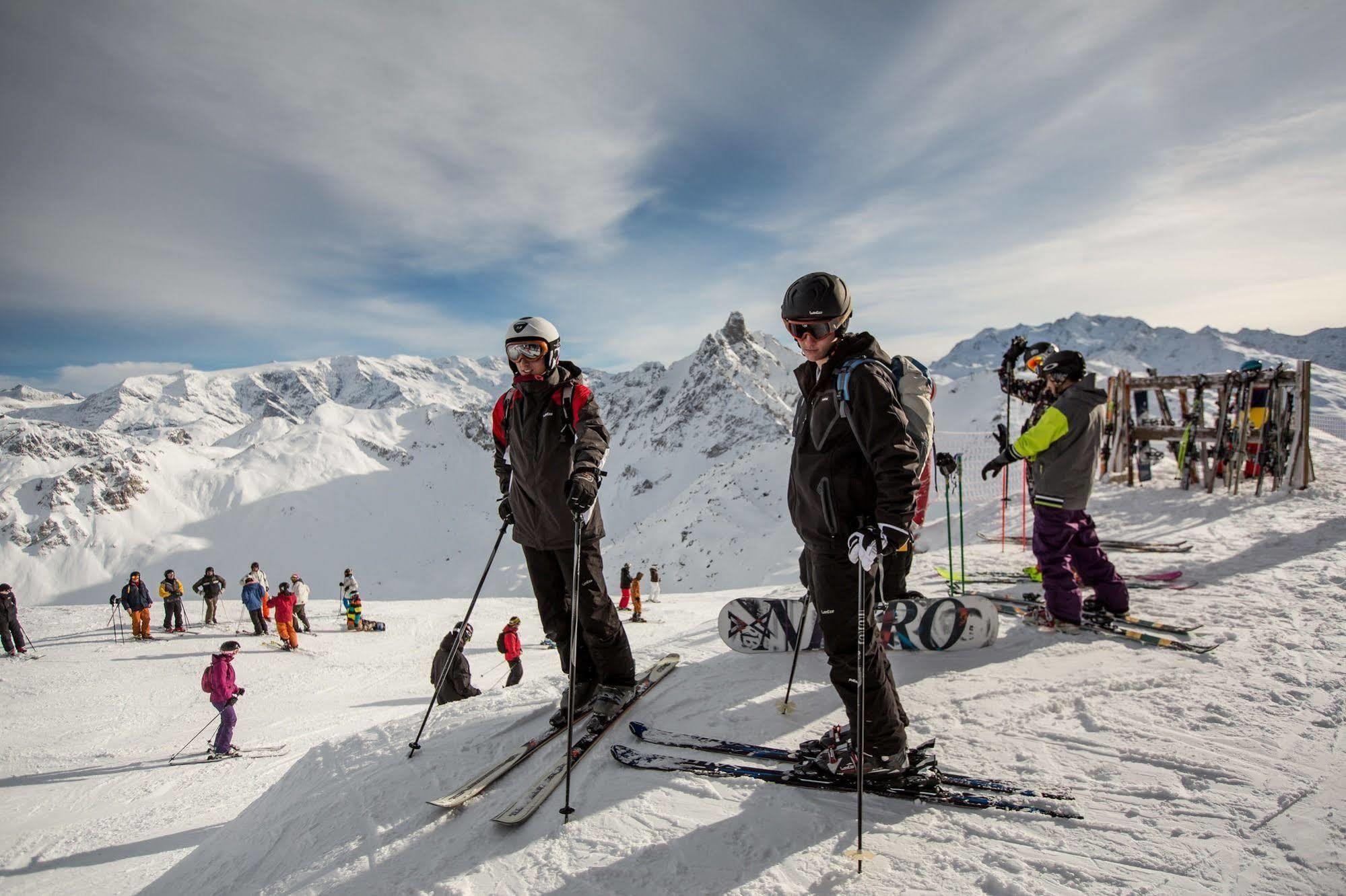 Hotel Alpen Ruitor Meribel Exterior photo